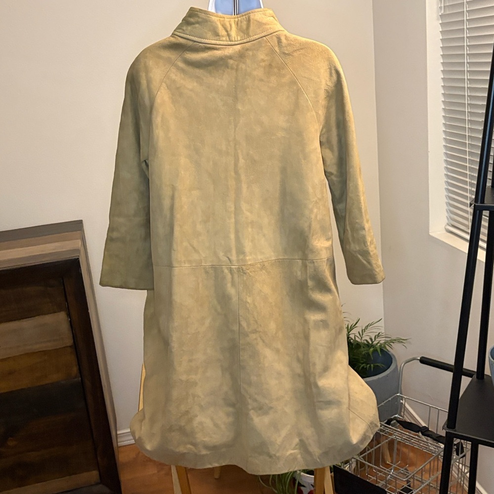 Vintage Elegant Suede Tan Women's Coat Size Small - Picture 2 of 14